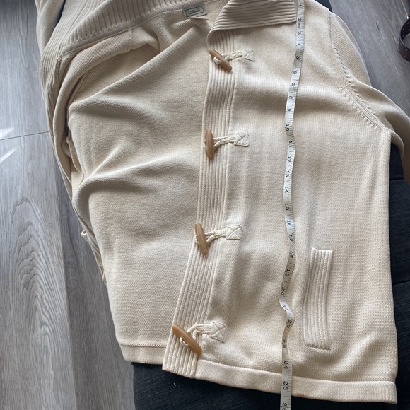 L.L. Bean sweater - Picture 8 of 9